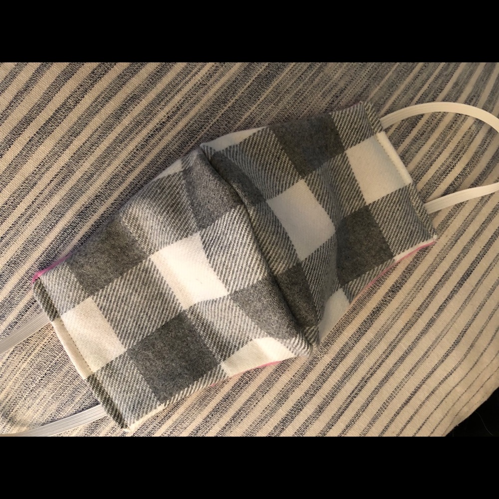 Plaid face mask